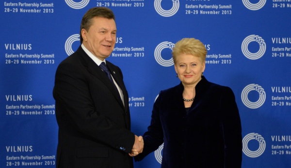 Janukovyčius_Grybauskaitė Vilnius 2013 11